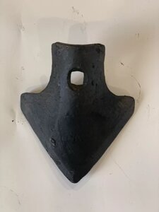 Лапа стрельчатая накладка 105мм
