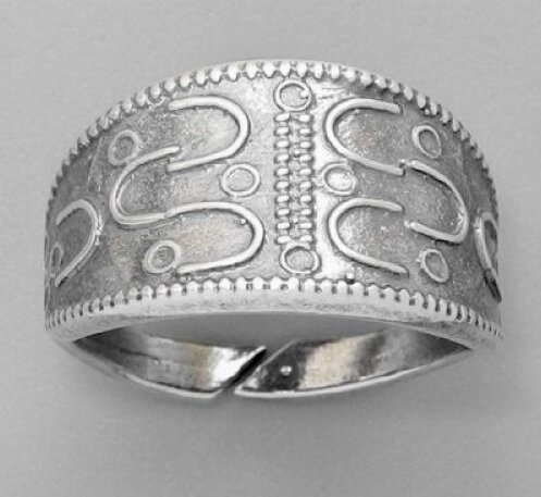 Перстень Родовой Щит, посеребрение от компании Интернет-магазин "Арьяварта" - фото 1