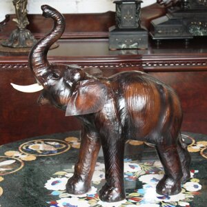 Статуэтка слон