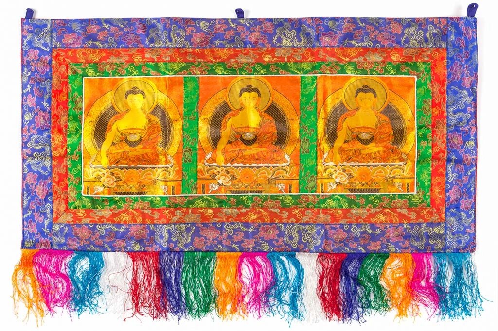 Полоска горизонтальная "Три Будды" 70х38 см от компании Интернет-магазин "Арьяварта" - фото 1