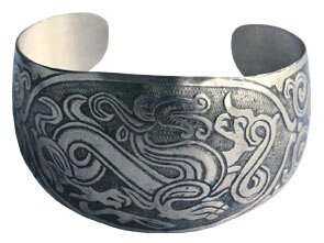 Славянский браслет из мельхиора "Чудище-дракон" от компании Интернет-магазин "Арьяварта" - фото 1