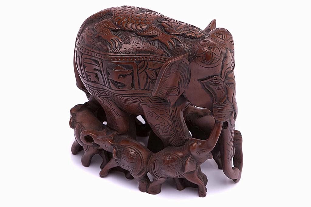 Сувенир из керамики 7 слонов высотой 15 см от компании Интернет-магазин "Арьяварта" - фото 1