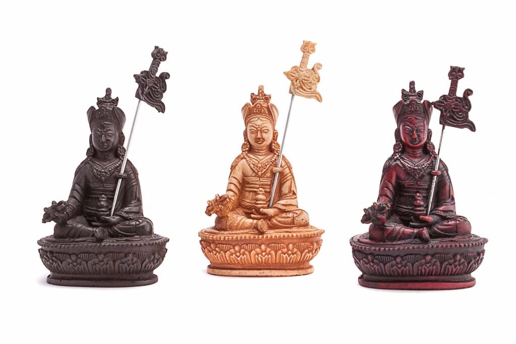 Сувенир из керамики Гуру Ринпоче Падмасамбхава 14,5 см ##от компании## Интернет-магазин "Арьяварта" - ##фото## 1