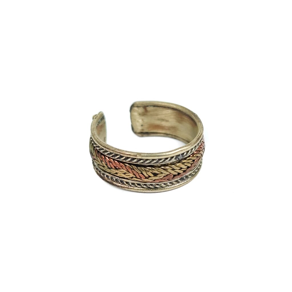 Тибетское кольцо с мантрой от компании Интернет-магазин "Арьяварта" - фото 1