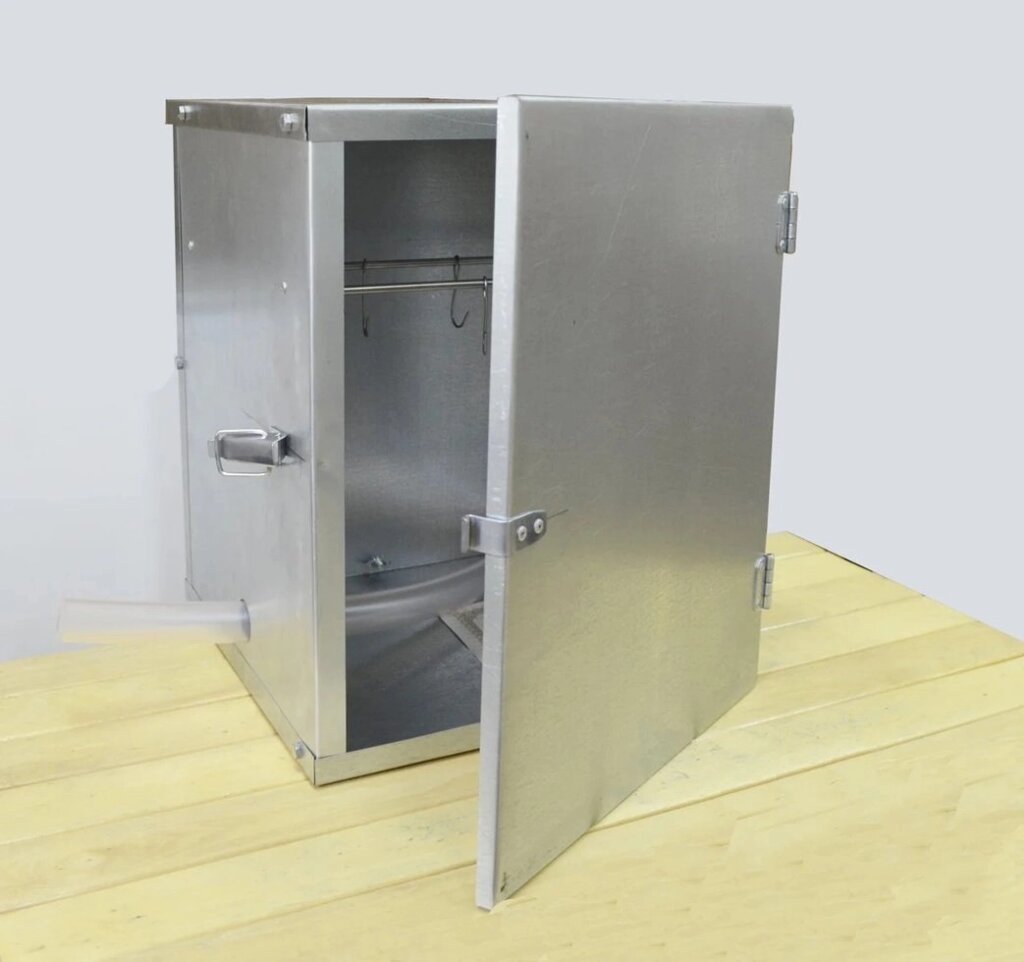 Комплект для холодного копчения: Дымогенератор Bravo Favorit 1.3л + шкаф  Bravo Box -50л от компании КВН24.РУ - фото 1