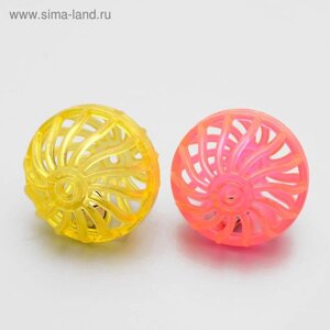 Набор из 2 пластиковых шариков с бубенчиком "Завитушки", 4 см, микс цветов