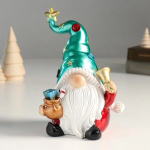 Сувенир полистоун "Дед Мороз в колпаке со звёздами, с колоколом и мешком" 12х9,5х18 см