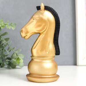Сувенир полистоун "Шахматная фигура. Конь" золотой с чёрной гривой 19,5х10х8 см