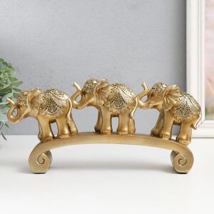 Сувенир полистоун "Три золотых слона на дуге - цирковая попона" 15,5х5х28 см