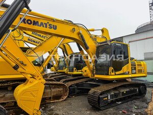 Гусеничный экскаватор Komatsu PC220LC-8