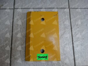 Нож ковша промежуточный (160х240мм) ZL920/ZL926 в Амурской области от компании ООО «ЦЕНТР ГРУПП»