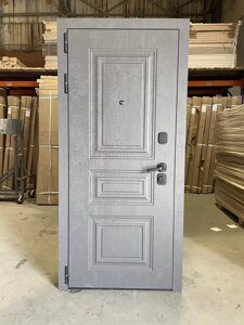 Дверь входная 9см УНИКА 1 МДФ графит серый/МДФ бьянко классика ЕО