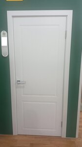Межкомнатная дверь ГЛУХАЯ НЕОКЛАССИКА-2 гладкая эмаль цвет в ассортименте АЛЬБЕРО