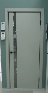 Межкомнатная дверь ГЛУХАЯ НОВА А-1 гладкая пвх СЕРЫЙ ГРЕЙ зеркало графит вертикал молдинг, кромка черна минимал щит ДООР