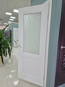 Межкомнатная дверь ОСТЕКЛЕННАЯ АКЦЕНТ Грейс В1 эмаль белая классика 2ФЛН ДООР в Крыму от компании Двери в Евпатории