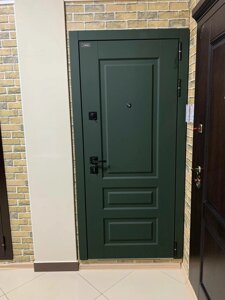 Входная дверь 11,5 см ТАНДОР ОЛИВА софт зеленый / белый матовый классика