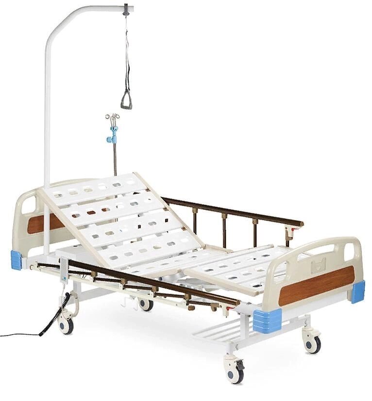 Кровать функциональная RS301 с электроприводом от компании АВАНТИ Медицинская мебель и оборудование - фото 1