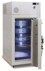 Сейф-холодильник (сейф-термостат) медицинский СТ-406-70-NF (70 л) 4-го класса устойчивости к взлому