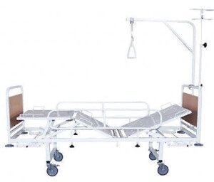 Кровать медицинская функциональная трехсекционная со съемной колесной парой КМФ3-01