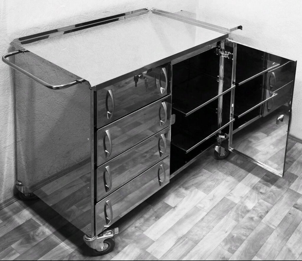 Стол анестезиолога 4 ящика и дверца СИА-01 - 4 ящика от компании АВАНТИ Медицинская мебель и оборудование - фото 1