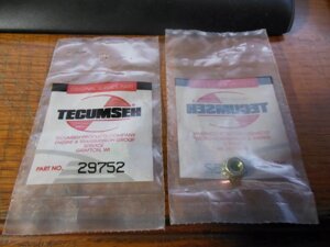 Гайка tecumseh 29752 гайка крепления стартера для двигателя tecumseh lev80-333013b поз 71