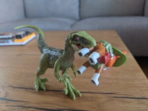 Фигурка Mattel Jurassic World Дикая стая Велоцираптор, базовая, GWC93_HCL82 (Jurassic World мир юрского периода)