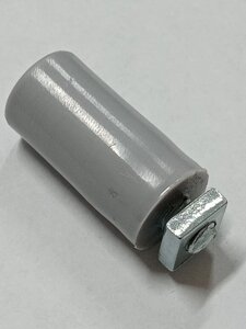 Полкодержатель Т-Комплект Т1 (гайка М-5) пластик серый