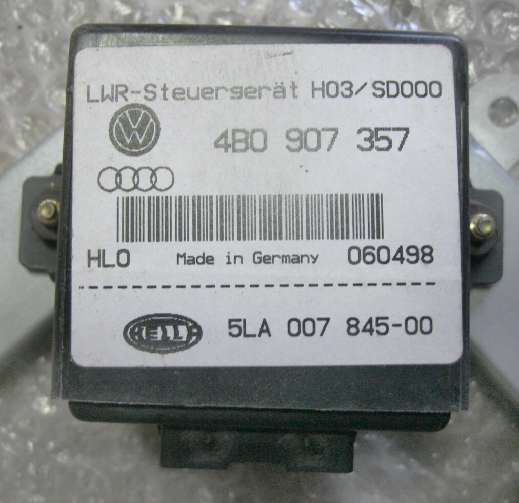 Блок управления корректором фар Audi A6 C5 от компании АвтоТехноШик - фото 1