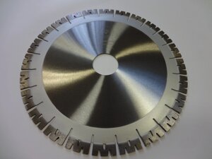 Отрезной алмазный круг HESS d 350 мм W-сегмент Высота сегмента 20 мм