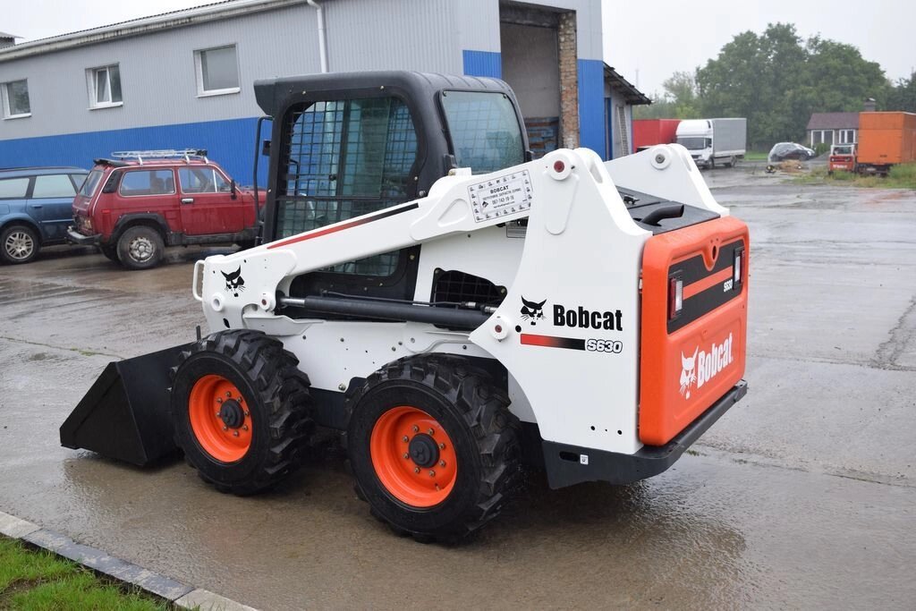 Мини-погрузчик Bobcat S 630 бобкэт от компании Компания Русбизнесавто - фото 1