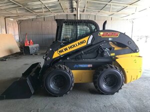 Мини-погрузчик New Holland L 225 Италия