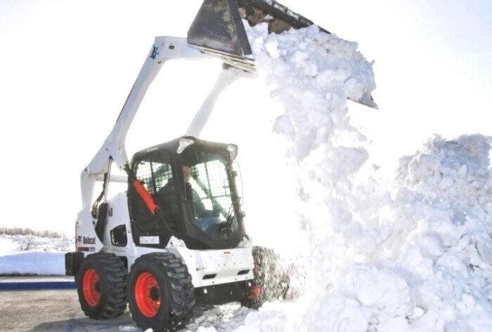 Аренда снегоуборочной техники от компании МД ТЕХНИКА - фото 1