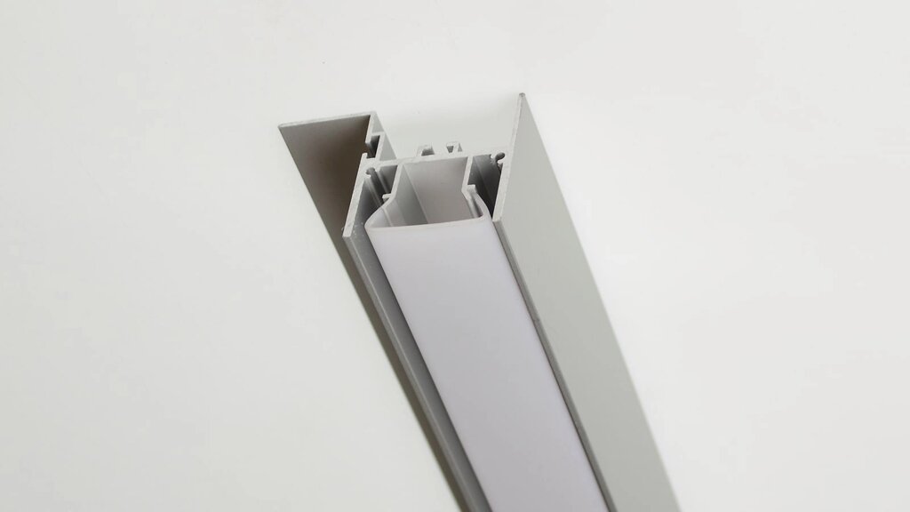 Алюминиевый профиль для натяжных потолков 507 (2500х52х35мм с рассеивателем) DELCI от компании ФЕРОСВЕТ - фото 1