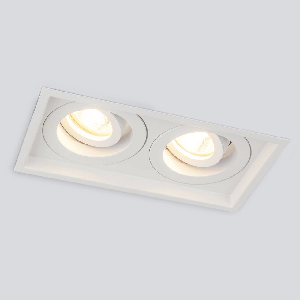 Алюминиевый точечный светильник 1071/2 MR16 WH белый от компании ФЕРОСВЕТ - фото 1