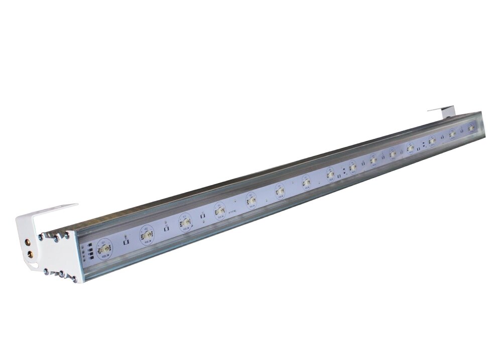 Cветильник линейный лучевой L1000 P-04 64W 24V IP65 10,25,45,60° на светодиодах CREE RGBW DMX от компании ФЕРОСВЕТ - фото 1