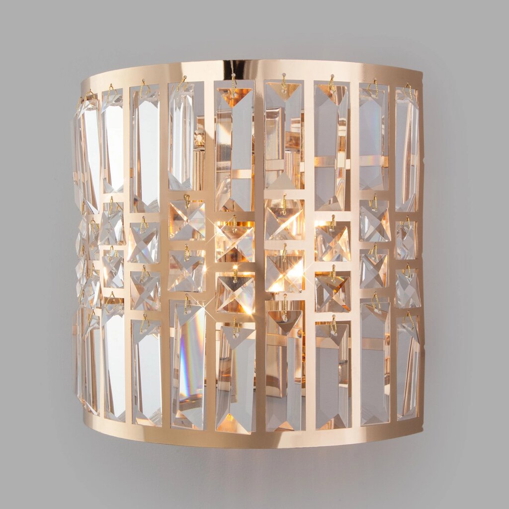 Настенный светильник с хрусталем 10116/2 золото от компании ФЕРОСВЕТ - фото 1