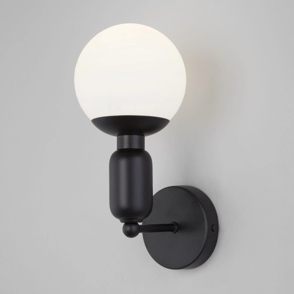 Настенный светильник со стеклянным плафоном 50251/1 черный от компании ФЕРОСВЕТ - фото 1