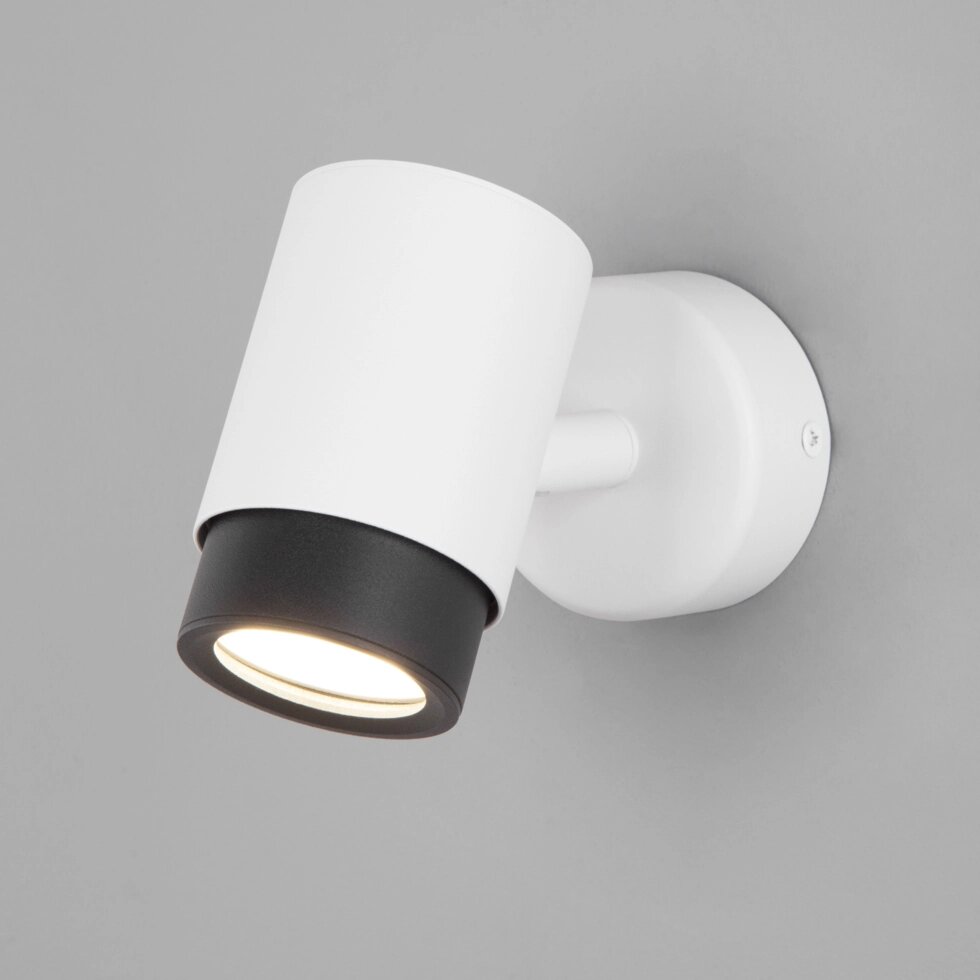 Настенный светильник в стиле лофт 20124/1 белый/ черный от компании ФЕРОСВЕТ - фото 1