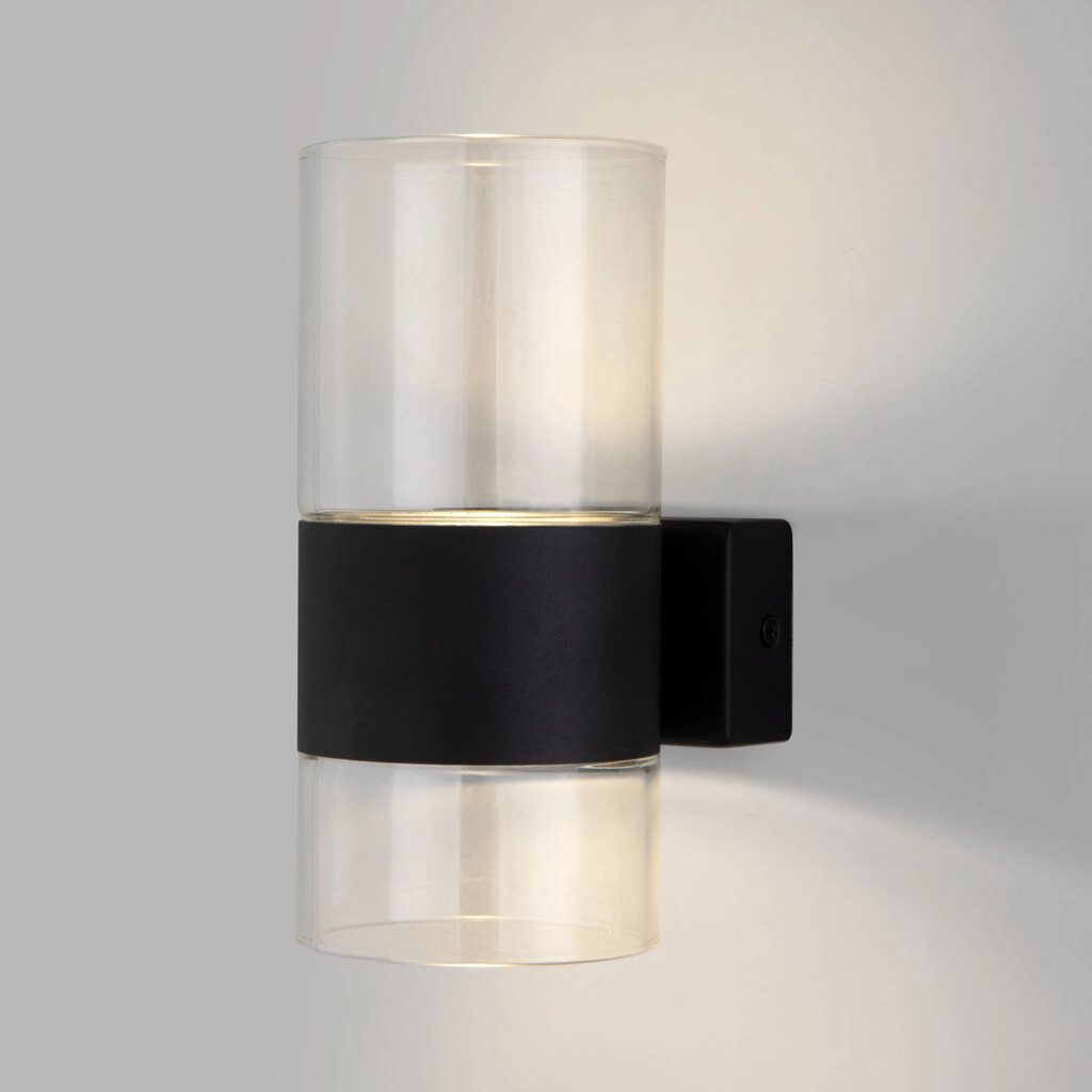 Настенный светодиодный светильник со стеклянным плафоном 40021/1 LED чёрный/прозрачный от компании ФЕРОСВЕТ - фото 1