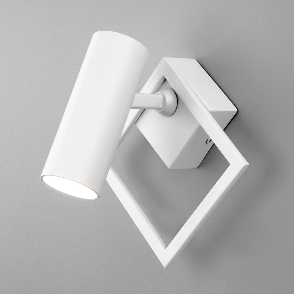 Настенный светодиодный светильник в стиле минимализм 20091/1 LED белый от компании ФЕРОСВЕТ - фото 1