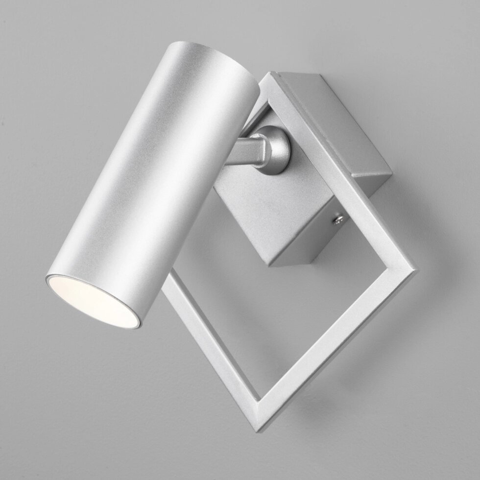 Настенный светодиодный светильник в стиле минимализм 20091/1 LED серебро от компании ФЕРОСВЕТ - фото 1