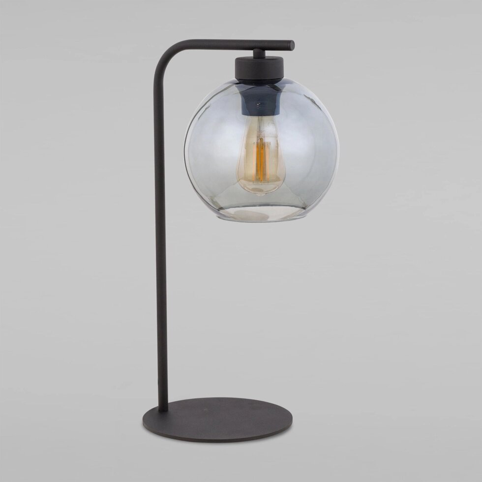 Настольный светильник со стеклянным плафоном 5102 Cubus от компании ФЕРОСВЕТ - фото 1