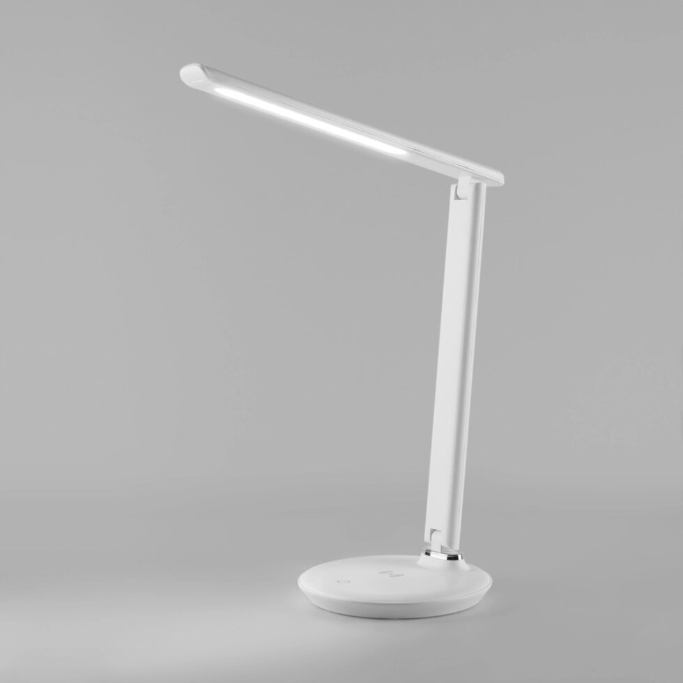 Настольный светодиодный светильник Brava белый TL90530 от компании ФЕРОСВЕТ - фото 1