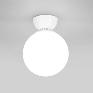 Потолочный светильник со стеклянным плафоном 30197/1 белый в Москве от компании ФЕРОСВЕТ