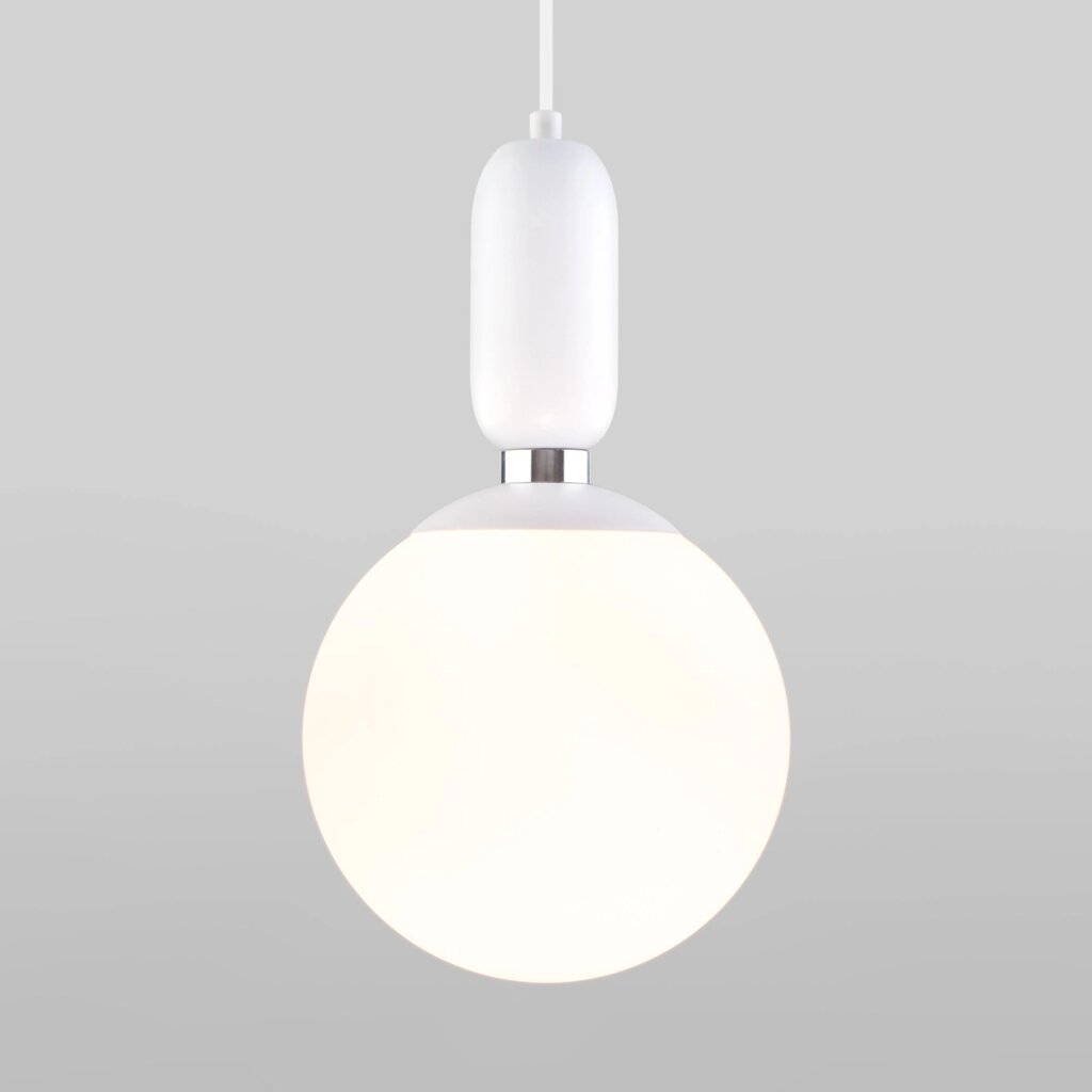Подвесной светильник со стеклянным плафоном 50197/1 белый от компании ФЕРОСВЕТ - фото 1