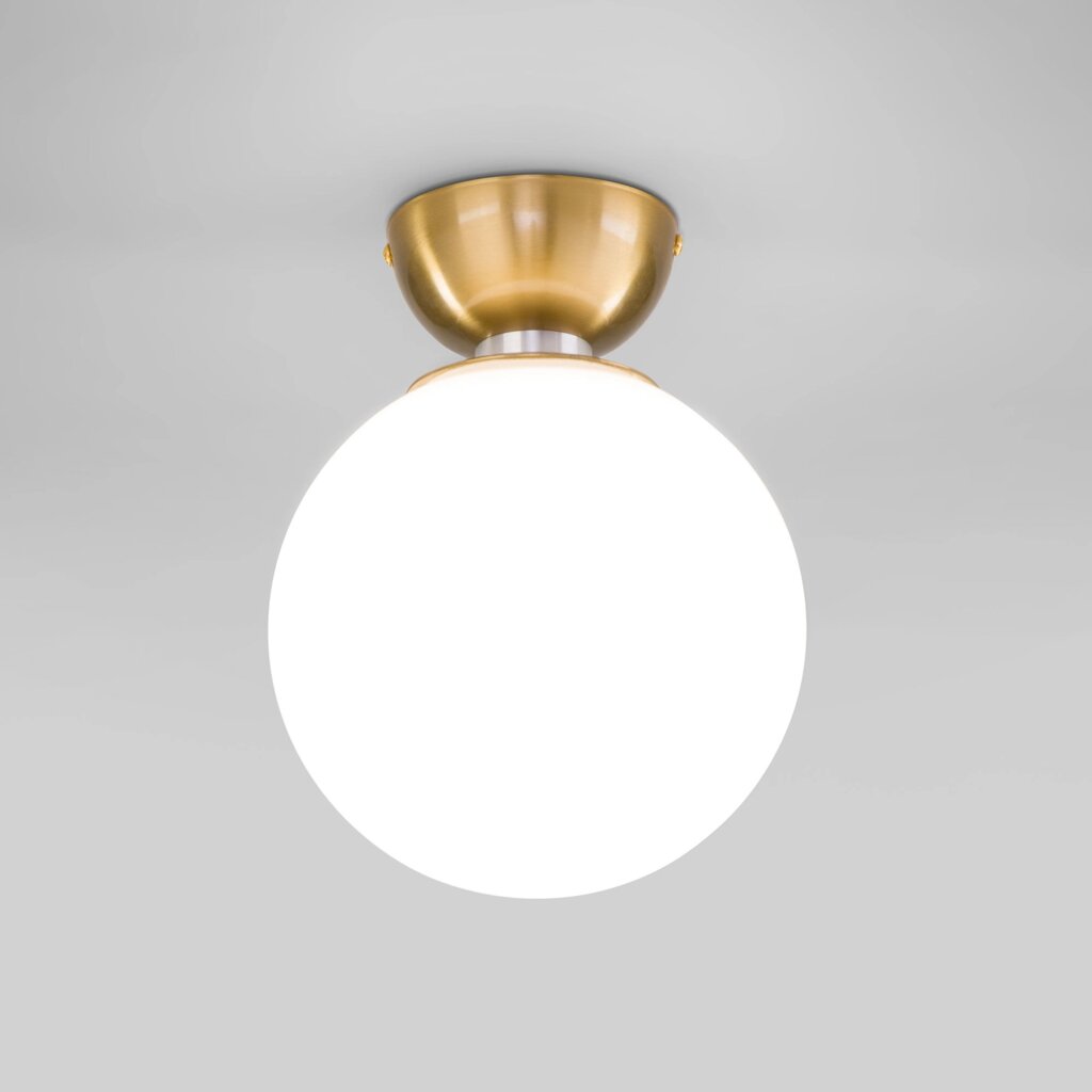 Потолочный светильник со стеклянным плафоном 30197/1 латунь от компании ФЕРОСВЕТ - фото 1