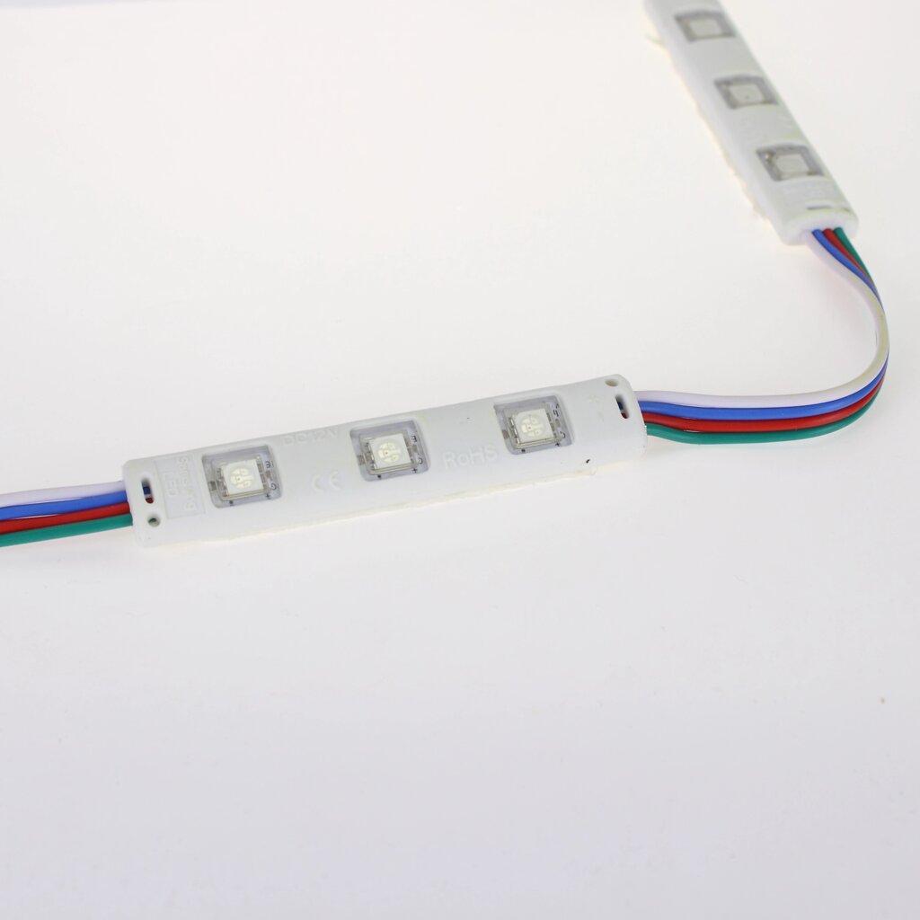 Светодиодный модуль линейный 5050-3 MOD45 (0,72W, 12V, RGB) DELCI от компании ФЕРОСВЕТ - фото 1