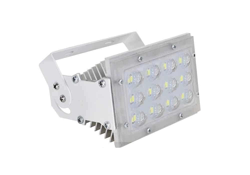 Светодиодный прожектор M1 12W 220V IP66 на светодиодах OSRAM от компании ФЕРОСВЕТ  ( FEROSVET) - фото 1