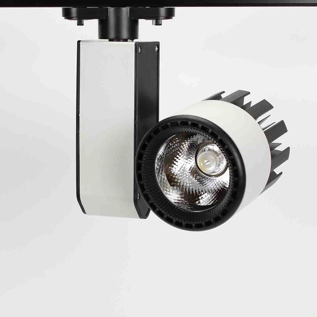 Светодиодный светильник трековый GDD-145 3L 3X18 (30W, Day White) DELCI от компании ФЕРОСВЕТ - фото 1
