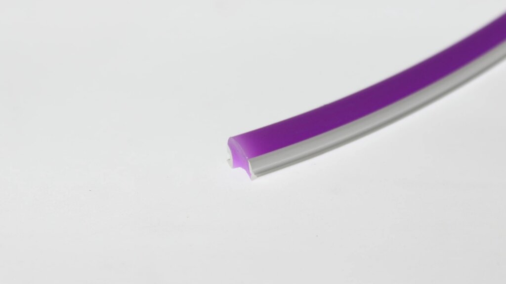 Светорассеивающий силиконовый профиль SK15 (9mm, purple) DELCI от компании ФЕРОСВЕТ - фото 1